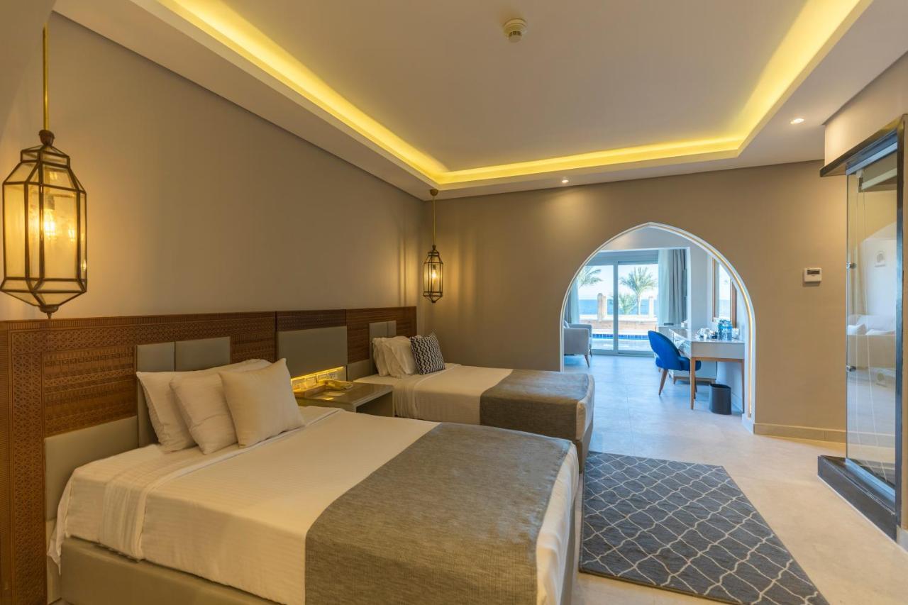 Sunrise Diamond Beach Resort -Grand Select Σαρμ Ελ Σέιχ Εξωτερικό φωτογραφία A room at the hotel